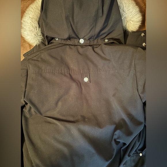 Moose Knuckles Jacket - Picture 6 of 8